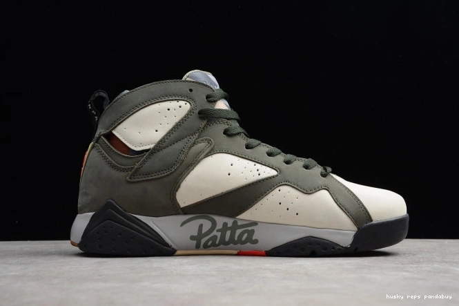 Cheap Husky Jordan Air x Patta AT3375-100 Icicle 7 0802
